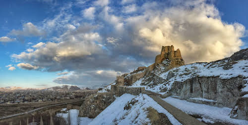 Best of East Turkey: Mt Ararat, Van, Sanliurfa, Mount Nemrut, and Gaziantep // Van Fortress