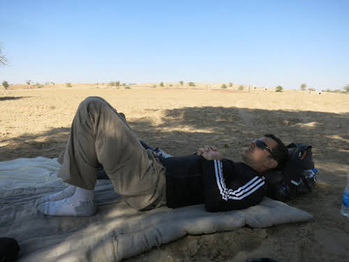 India. Rajasthan Thar Desert Camel Trek. Lunch break - human version