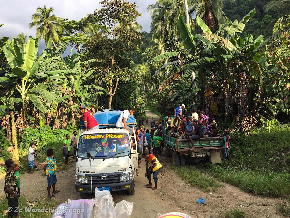 How to Cross the Indonesia - Papua New Guinea Border Overland (Jayapura