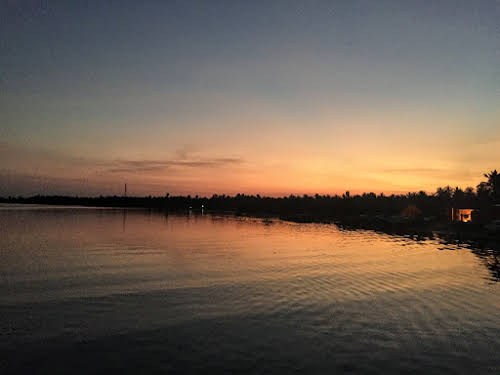 Sri. Lanka Wilpattu National Park . Leaving Kalpitiya at Dawn