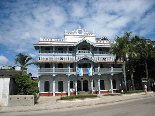 Things to Do in Zanzibar Stone Town and Beyond // Old Indian Dispensary in Stone Town
