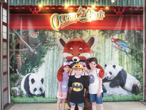 Travel Horror Stories When Travel Goes Wrong // 3 Kids vs World in Hong Kong