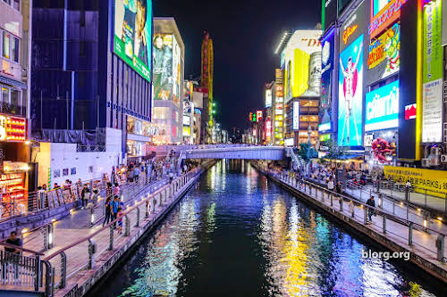 Travel Horror Stories When Travel Goes Wrong // Robbed in Osaka by Daniel Blorg